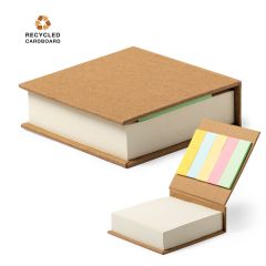 Lille notesblok af genbrugt pap med sticky notes
